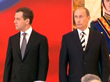 В первый месяц на новом посту Путин отодвинул на задний план своего преемника Дмитрия Медведева, в результате чего в некоторых европейских столицах себя стали вести так, будто в России два президента