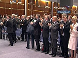Медведев раскрылся перед Западом. Огромная речь в Берлине ответила на вопросы о внутренней и внешней политике РФ Медведев раскрылся перед Западом. Огромная речь в Берлине ответила на вопросы о внутренней и внешней политике РФ