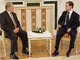 Первым Медведев принял Воронина, и предложил ему обсудить приднестровское урегулирование и двустороннее сотрудничество государств
