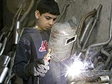 МОТ: В мире эксплуатируется труд 165 млн маленьких детей 
 