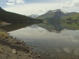 В канадской провинции Альберта поврежден трубопровод: в реку попало до 125 баррелей нефти