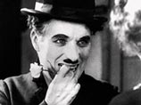На первом месте в списке комедийных фильмов стоит немая картина Чаплина, опередившая такие популярные комедии, как "Энни Холл", "Когда Гарри встретил Салли", "Неспящие в Сиэтле"