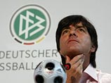 Тренер немцев не сможет руководить своими игроками в матче с Португалией