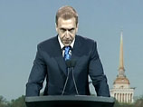 Медведева активно пиарят на ТВ, но россияне по-прежнему верят в Путина Медведева активно пиарят на ТВ, но россияне по-прежнему верят в Путина