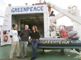 В токийском филиале Greenpeace проводится обыск  в связи с делом о похищении китового мяса
