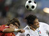 Испания победила итальянцев по пенальти и завоевала право вновь играть с Россией