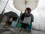 Число жертв тайфуна "Фэншэнь", обрушившегося в субботу на юг Филиппин, достигло 229 человек, еще 700 числятся пропавшими без вести