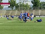Тренировка сборной вызвала огромный ажиотаж, но Хиддинк секретов не выдал Тренировка сборной вызвала огромный ажиотаж, но Хиддинк секретов не выдал