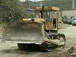 В Петербурге бульдозерист, которому не дали прикурить, снес бытовки строителей: 1 человек погиб В Петербурге бульдозерист, которому не дали прикурить, снес бытовки строителей: 1 человек погиб