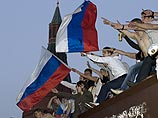 Депутаты Госдумы намерены разрешить россиянам размахивать национальным флагом в минуты ликования