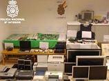 В Испании по обвинению в торговле оружием и вымогательстве задержаны 11 членов российско-украинской ОПГ В Испании по обвинению в торговле оружием и вымогательстве задержаны 11 членов российско-украинской ОПГ