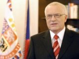 Президент Чехии поддержал критическую позицию своего польского коллеги по Лиссабонскому договору Президент Чехии поддержал критическую позицию своего польского коллеги по Лиссабонскому договору