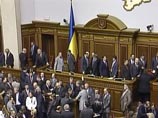 По его словам, народных депутатов в зале может собрать только вопрос об отставке Тимошенко