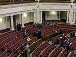 Спикер Верховной Рады Украины считает, что депутатов в зале может собрать только отставка Тимошенко, которой и ждут 