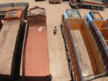 4 миллиона грузовиков в Индии остались в гаражах - водители бастуют из-за роста цен