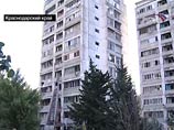 Спасатели в четверг продолжили разбор завалов 12-этажного жилого дома в Адлерском районе Сочи, где в среду утром прогремел взрыв, при котором погибли два человека Спасатели в четверг продолжили разбор завалов 12-этажного жилого дома в Адлерском районе Сочи, где в среду утром прогремел взрыв, при котором погибли два человека