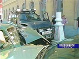 В Твери пьяный водитель на джипе протаранил 11 машин: его остановил только фонарный столб В Твери пьяный водитель на джипе протаранил 11 машин: его остановил только фонарный столб