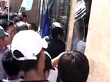 В Монголии отпустили подростков, которые участвовали в беспорядках. Им наказали "не болтаться без дела" В Монголии отпустили подростков, которые участвовали в беспорядках. Им наказали "не болтаться без дела"