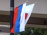 Отвечая на другие вопросы журналистов, Медведев подчеркнул, что значение нерешенности пограничной проблемы между Россией и Японией не следует преувеличивать, но нельзя и забывать о ней Отвечая на другие вопросы журналистов, Медведев подчеркнул, что значение нерешенности пограничной проблемы между Россией и Японией не следует преувеличивать, но нельзя и забывать о ней