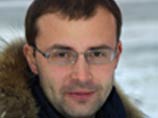 Миллиардер Роман Абрамович, ушедший накануне в отставку с поста губернатора Чукотки, планомерно готовил Романа Копина к роли преемника и его кандидатура уже согласована с Кремлем Миллиардер Роман Абрамович, ушедший накануне в отставку с поста губернатора Чукотки, планомерно готовил Романа Копина к роли преемника и его кандидатура уже согласована с Кремлем