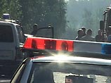 Сотрудник ГИБДД Красноярска, находясь в состоянии алкогольного опьянения за рулем, не справился с управлением, врезался в стоящую возле автобусной остановки иномарку и сбил двух мужчин и девочку