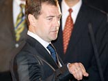 Президент РФ также заявил, что рассчитывает на диалог с США в таких сложных вопросах, как европейская безопасность и ПРО, как при нынешней администрации Белого дома, так и с будущей Президент РФ также заявил, что рассчитывает на диалог с США в таких сложных вопросах, как европейская безопасность и ПРО, как при нынешней администрации Белого дома, так и с будущей