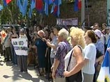 Украинская милиция снесла палаточный городок противников военных учений Sea Breeze. В МВД отрицают сведения об избиении манифестантов Украинская милиция снесла палаточный городок противников военных учений Sea Breeze. В МВД отрицают сведения об избиении манифестантов
