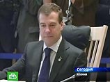 Медведев сказал за глав G8: финансовая система их не устраивает. И предложил сделать рубль резервной валютой Медведев сказал за глав G8: финансовая система их не устраивает. И предложил сделать рубль резервной валютой