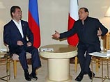 Медведев и Берлускони на саммите G8 обсудили европейскую безопасность, упрощение визового режима и важность преемственности Медведев и Берлускони на саммите G8 обсудили европейскую безопасность, упрощение визового режима и важность преемственности
