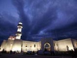 В Канаде открылась самая крупная в стране мечеть В Канаде открылась самая крупная в стране мечеть