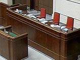 Фракция Блока Юлии Тимошенко в пятницу с утра прекратила блокировать трибуну и президиум в сессионном зале Верховной Рады Фракция Блока Юлии Тимошенко в пятницу с утра прекратила блокировать трибуну и президиум в сессионном зале Верховной Рады