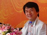 Джеки Чан побывал на стройке своего музея в Шанхае Джеки Чан побывал на стройке своего музея в Шанхае