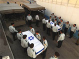 Переданные Израилю "Хизбаллах" солдаты погибли в первые минуты боя