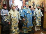 Диомид заявил также, что анафематствует главу Отдела внешних церковных связей Московского патриархата митрополита Смоленского и Калининградского Кирилла, его предшественника на посту председателя Отдела, ныне митрополита Минского и Слуцкого Филарета Диомид заявил также, что анафематствует главу Отдела внешних церковных связей Московского патриархата митрополита Смоленского и Калининградского Кирилла, его предшественника на посту председателя Отдела, ныне митрополита Минского и Слуцкого Филарета