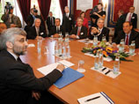 Секретарь Высшего совета национальной безопасности Исламской Республики Саид Джалили (слева)
