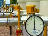 Отобранный сверхнормативный газ закачивается в подземные хранилища Украины, чтобы подстраховаться на случай резкого повышения цен на газ с января 2009 года