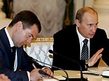 Обсуждать миллиардные контракты Чавес будет и с Медведевем, и с Путиным, но они попробуют "не замыкаться" на этом Обсуждать миллиардные контракты Чавес будет и с Медведевем, и с Путиным, но они попробуют "не замыкаться" на этом