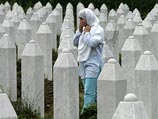 Защита Караджича хочет, чтобы его судили в Сербии Защита Караджича хочет, чтобы его судили в Сербии