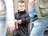 В Великобритании пойман карлик, похищавший лом благодаря своему росту В Великобритании пойман карлик, похищавший лом благодаря своему росту