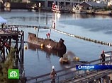 Американским военным водолазам удалось в пятницу поднять со дна реки Провиденс в одноименном портовом городе в штате Род-Айленд советскую подводную лодку Американским военным водолазам удалось в пятницу поднять со дна реки Провиденс в одноименном портовом городе в штате Род-Айленд советскую подводную лодку