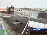 Грозное оружие времен "холодной войны" - 100-метровая дизельная субмарина К-77, которой, согласно натовской классификации, было присвоено имя "Джульетта-484", затонула во время шторма в апреле прошлого года