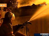 В подмосковном городе Раменское в отделении гинекологии местной больницы сотрудники МЧС тушат пожар