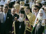 Константинопольский Патриарх Варфоломей Первый перед отъездом заявил, что поддерживает создание единой независимой православной Церкви на Украине, о чем его ранее попросил президент Украины Виктор Ющенко Константинопольский Патриарх Варфоломей Первый перед отъездом заявил, что поддерживает создание единой независимой православной Церкви на Украине, о чем его ранее попросил президент Украины Виктор Ющенко