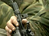 В Чечне в ходе столкновения с боевиками погиб контрактник, еще 3 ранены