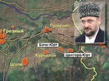 "Но произошло это не в последние несколько дней, а в начале прошлой недели, в селе Центорой (Хоси-Юрт), которое является родовым селением Кадыровых. При этом убить его пытался один из близких родственников", - рассказал источник "Но произошло это не в последние несколько дней, а в начале прошлой недели, в селе Центорой (Хоси-Юрт), которое является родовым селением Кадыровых. При этом убить его пытался один из близких родственников", - рассказал источник