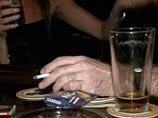 Конституционный суд Германии разрешил курить в маленьких пивных и кафе 