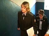 В Омске судебный пристав конфисковала у неплательщика долг прямо в постели В Омске судебный пристав конфисковала у неплательщика долг прямо в постели
