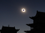 Полное солнечное затмение в провинции Гансу в Китае