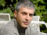 Отметим, на днях живущий в Израиле Невзлин был приговорен российским судом к пожизненному заключению, слухи о его обмене на Кляйна также имели место Отметим, на днях живущий в Израиле Невзлин был приговорен российским судом к пожизненному заключению, слухи о его обмене на Кляйна также имели место
