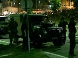 На севере Косово сербские и албанские группы молодежи устроили беспорядки. У полиции разные версии На севере Косово сербские и албанские группы молодежи устроили беспорядки. У полиции разные версии